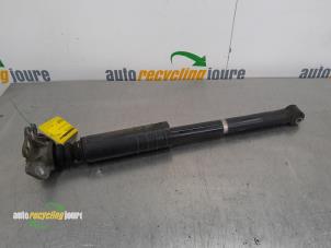 Begagnade Stötdämpare, vänster bak Fiat Grande Punto (199) 1.4 Pris € 25,00 Marginaltabell erbjuds av Autorecycling Joure B.V.