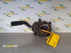 Begagnade Spak, rattstång Ford Usa Escape 3.0 V6 24V Pris € 49,99 Marginaltabell erbjuds av Autorecycling Joure B.V.