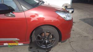 Używane Blotnik prawy przód Citroen DS3 (SA) 1.6 e-HDi Cena € 150,00 Procedura marży oferowane przez Autorecycling Joure B.V.