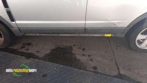 Gebruikte Dorpel links Opel Antara (LA6) 2.0 CDTI 16V 4x4 Prijs op aanvraag aangeboden door Autorecycling Joure B.V.