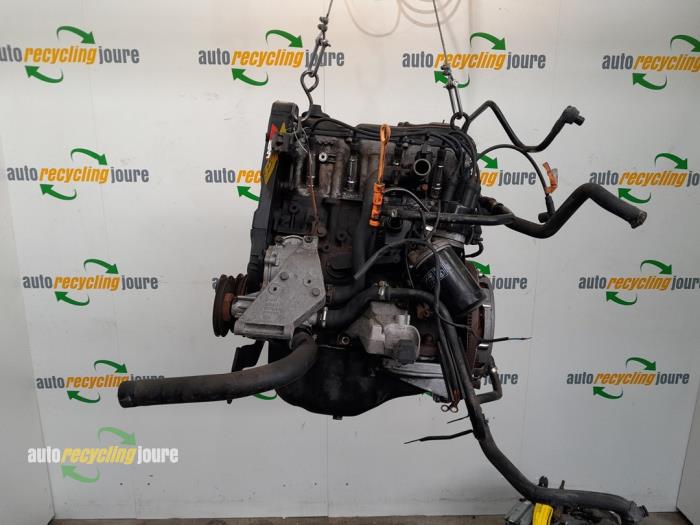 Motor från en Audi 80 (B4) 2.0 E 1994