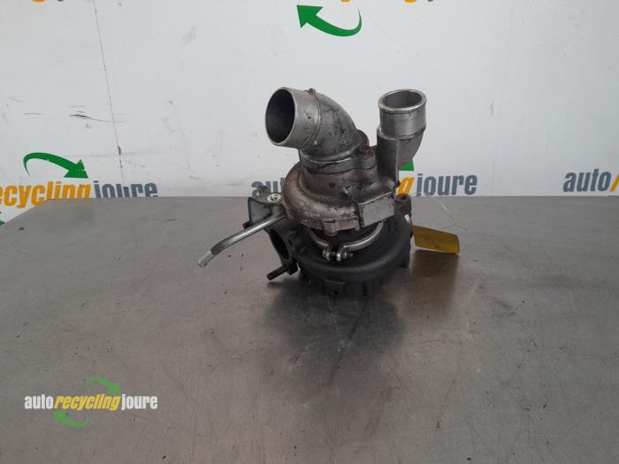 Turbo från en Lexus IS (E2) 220d 16V 2007