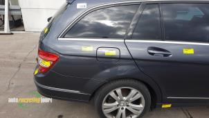 Gebruikte Scherm rechts-achter Mercedes C Estate (S204) 2.2 C-200 CDI 16V BlueEFFICIENCY Prijs op aanvraag aangeboden door Autorecycling Joure B.V.