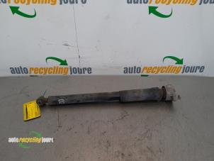 Gebruikte Schokbreker links-achter Mercedes C Estate (S204) 2.2 C-200 CDI 16V BlueEFFICIENCY Prijs € 24,99 Margeregeling aangeboden door Autorecycling Joure B.V.