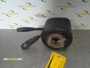 Gebruikte Schakelaar Stuurkolom (licht) Mercedes C Estate (S204) 2.2 C-200 CDI 16V BlueEFFICIENCY Prijs € 125,00 Margeregeling aangeboden door Autorecycling Joure B.V.