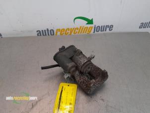 Używane Zacisk hamulcowy lewy tyl Volkswagen Passat Variant (3C5) 1.4 TSI 16V Cena € 99,99 Procedura marży oferowane przez Autorecycling Joure B.V.