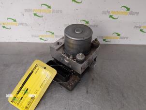 Begagnade ABS-pump Opel Corsa D 1.3 CDTi 16V ecoFLEX Pris € 399,99 Marginaltabell erbjuds av Autorecycling Joure B.V.