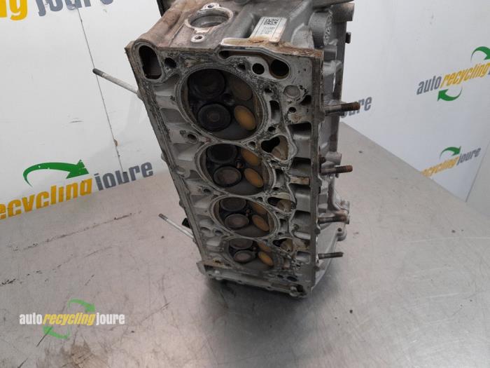 Topplock från en Volkswagen Passat Variant (3C5) 1.8 TSI 16V 2008