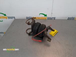 Begagnade Luftfjäder Fiat Ducato (280) 2.5 D Pris på förfrågan erbjuds av Autorecycling Joure B.V.