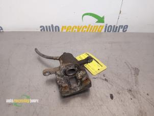 Gebruikte Remklauw (Tang) links-achter Chevrolet Epica 2.5 24V Prijs € 29,99 Margeregeling aangeboden door Autorecycling Joure B.V.