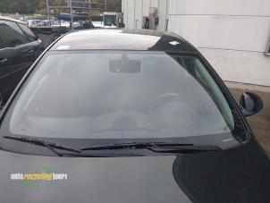 Gebruikte Ruit voor Opel Insignia 1.6 16V Ecotec Prijs € 200,00 Margeregeling aangeboden door Autorecycling Joure B.V.