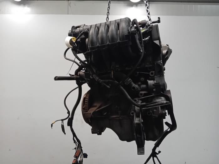 Motor van een Peugeot Partner 2009