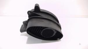 Używane Czujnik masy powietrza Landrover Range Rover Cena € 21,00 Procedura marży oferowane przez Van der Ven Autorecycling B.V.