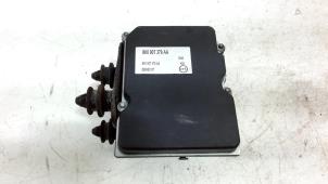 Używane Pompa ABS Audi A4 Cena € 100,00 Procedura marży oferowane przez Van der Ven Autorecycling B.V.