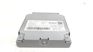 Begagnade Dator (diverse) Renault Clio Pris € 90,00 Marginaltabell erbjuds av Van der Ven Autorecycling B.V.