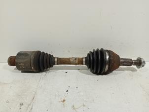 Begagnade Drivaxel, höger fram Opel Antara Pris € 75,00 Marginaltabell erbjuds av Van der Ven Autorecycling B.V.