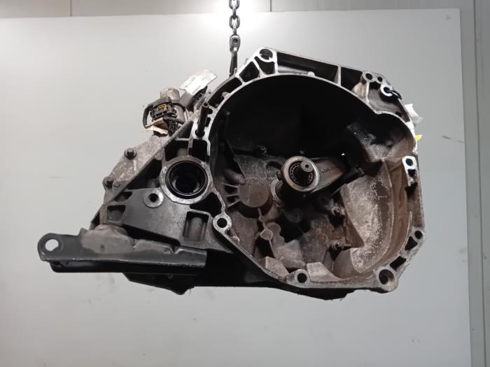 Skrzynia biegów z Dacia Logan 2016