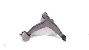 Gebruikte Draagarm rechts-voor Cadillac BLS Prijs € 50,00 Margeregeling aangeboden door Van der Ven Autorecycling B.V.