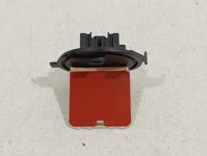 Gebruikte Kachel Weerstand Mazda CX-5 Prijs € 15,00 Margeregeling aangeboden door Van der Ven Autorecycling B.V.