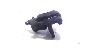 Gebruikte Remklauw (Tang) links-voor Nissan Pixo Prijs € 21,00 Margeregeling aangeboden door Van der Ven Autorecycling B.V.