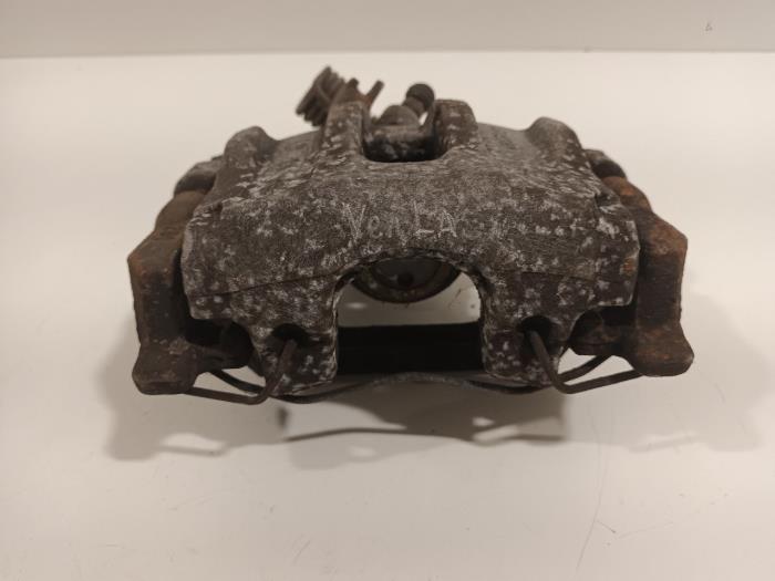 Bakre bromsok, vänster från en Ford Transit Connect 2020