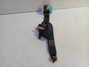 Używane Zacisk hamulcowy prawy tyl Nissan Note Cena € 30,00 Procedura marży oferowane przez Van der Ven Autorecycling B.V.