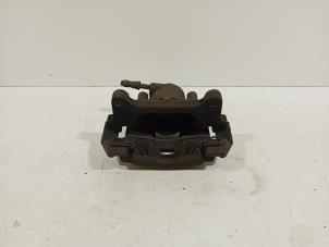 Begagnade Främre bromsok, höger Audi A4 Pris € 25,00 Marginaltabell erbjuds av Van der Ven Autorecycling B.V.