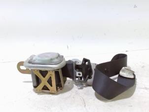 Gebruikte Veiligheidsgordel rechts-voor Chrysler 300 C Prijs € 27,00 Margeregeling aangeboden door Van der Ven Autorecycling B.V.