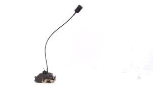 Begagnade Dörrlåsmekanism, 4-dörrars, vänster fram Renault Grand Scenic Pris € 21,00 Marginaltabell erbjuds av Van der Ven Autorecycling B.V.