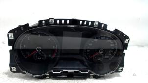 Gebruikte Instrumentenpaneel Volkswagen E-Golf Prijs € 120,00 Margeregeling aangeboden door Van der Ven Autorecycling B.V.