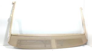 Gebruikte Rolgordijn achter Audi A8 Prijs € 130,00 Margeregeling aangeboden door Van der Ven Autorecycling B.V.