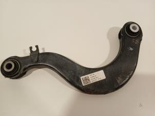 Begagnade Bakre övre gaffelben, vänster Volkswagen Golf Pris € 25,00 Marginaltabell erbjuds av Van der Ven Autorecycling B.V.