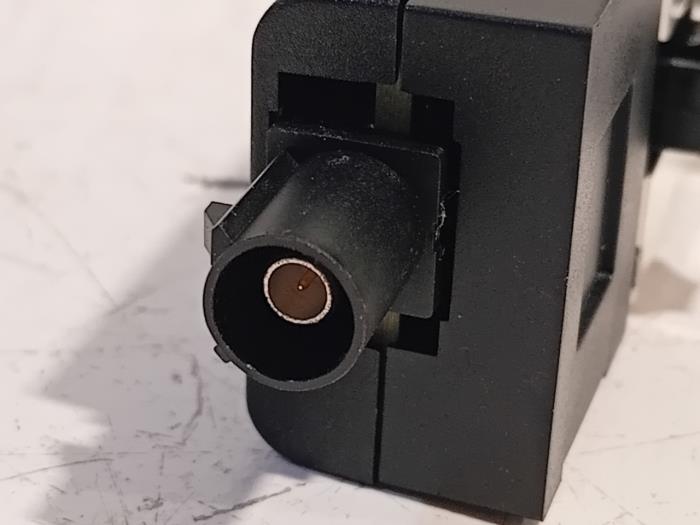 Antenn från en Lynk & Co 01 2022