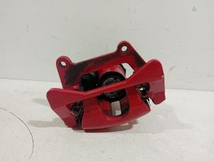 Begagnade Bakre bromsok, vänster Audi S6 Pris € 200,00 Marginaltabell erbjuds av Van der Ven Autorecycling B.V.