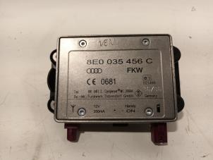 Używane Wzmacniacz anteny Audi S6 Cena € 20,00 Procedura marży oferowane przez Van der Ven Autorecycling B.V.