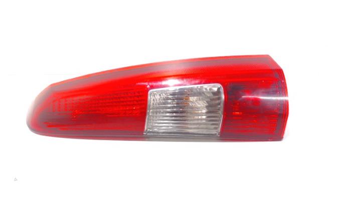 Baklykta, höger från en Volvo V70/S70 2003
