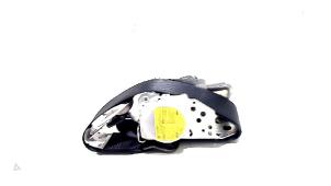 Begagnade Främre säkerhetsbälte, vänster Toyota Avensis Pris € 20,00 Marginaltabell erbjuds av Van der Ven Autorecycling B.V.