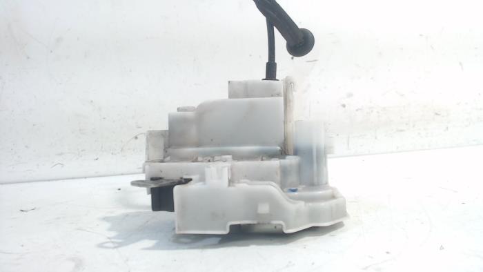 Rear door lock mechanism 4-door, left Alfa Romeo 159 - 15052160