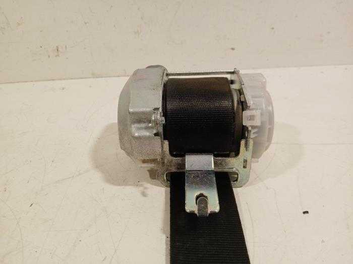 Främre säkerhetsbälte, vänster från en Kia Picanto 2013