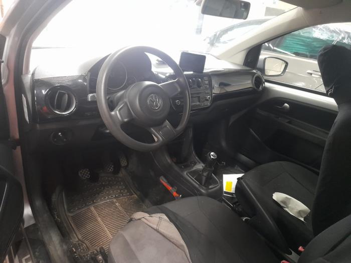 Dynamo från en Volkswagen E-Up 2012