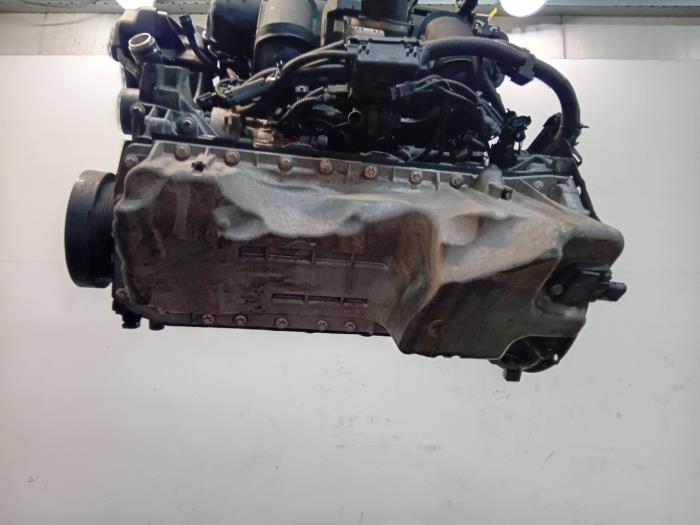 Motor van een BMW 3-Serie 2007