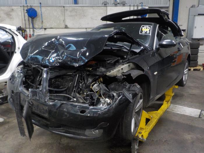 Motor van een BMW 3-Serie 2007