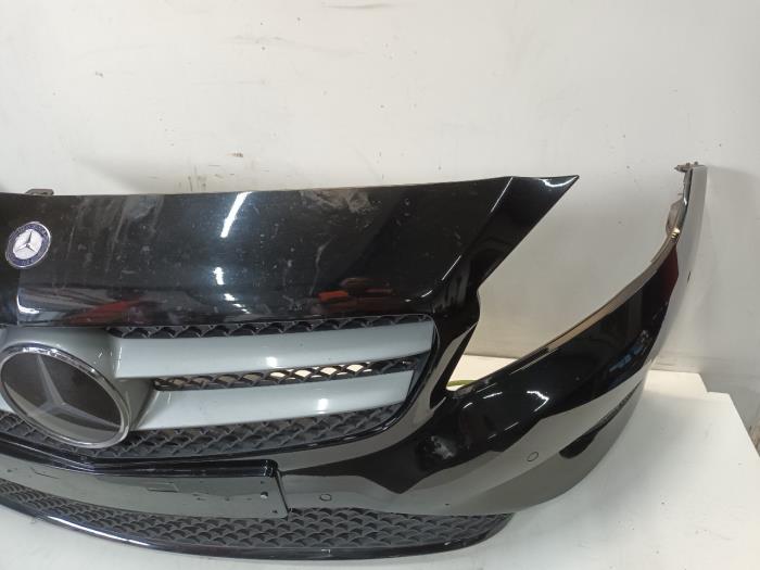 Främre stötfångare från en Mercedes A-Klasse 2013