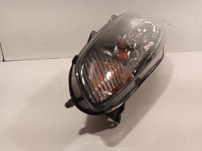 Strålkastare, höger från en Ford Fiesta 2014
