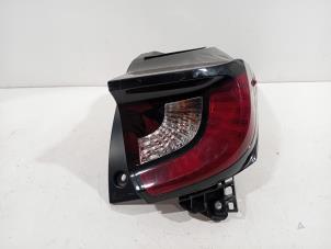 Używane Tylne swiatlo pozycyjne prawe Toyota Yaris Cena € 175,00 Procedura marży oferowane przez Van der Ven Autorecycling B.V.