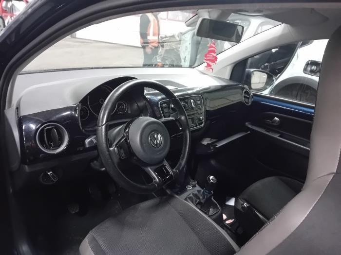 Dynamo från en Volkswagen E-Up 2012