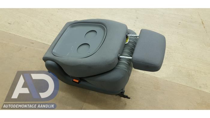 Stoel achter van een Volkswagen Sharan (7M8/M9/M6) 1.9 TDI 115 2003