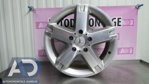 Begagnade Hjul Mercedes G (463) G 320 CDI V6 24V Pris € 149,99 Marginaltabell erbjuds av Autodemontage Aandijk