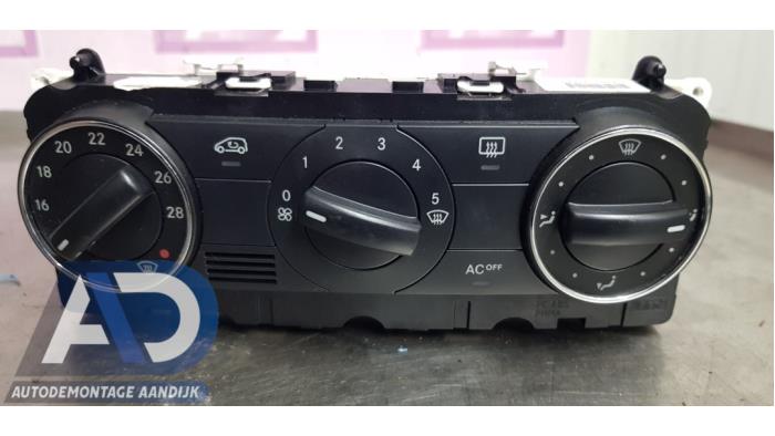 Luftkonditionering, kontrollpanel från en Mercedes-Benz A (W169) 2.0 A-180 CDI 16V 3-Drs. 2007