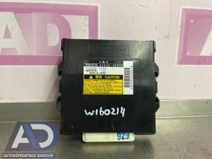 Begagnade Modul (diverse) Toyota RAV4 (A3) 2.2 D-4D 16V 4x4 Pris € 59,99 Marginaltabell erbjuds av Autodemontage Aandijk